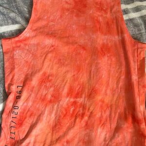 Lululemon tank top